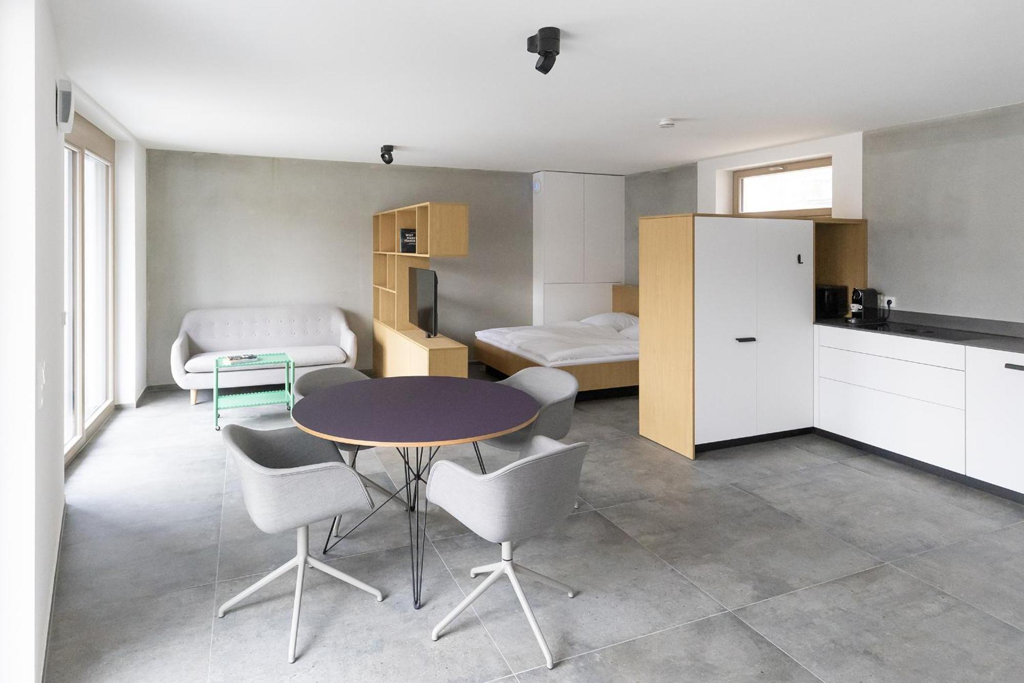 Apartment Apartmenthaus - 3 Moderne Innenstadtapartments *